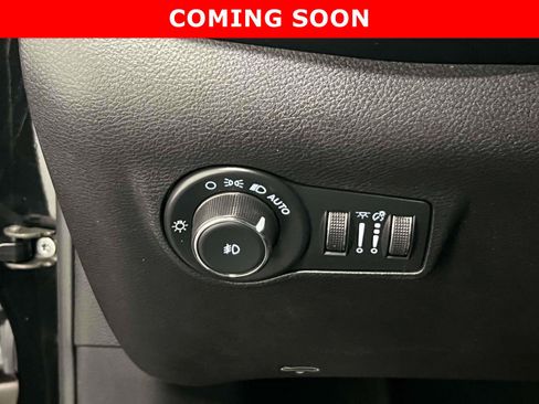 Certified 2022 Jeep Compass Trailhawk w/ Sun and Sound Group AWD/4WD image 20