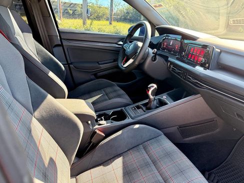 Used 2022 Volkswagen GTI S FWD image 29