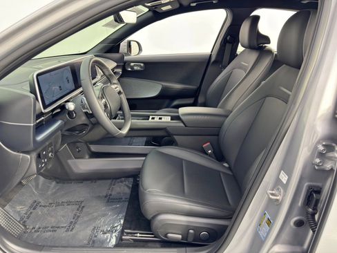 Used 2024 Hyundai Ioniq 6 SEL image 15
