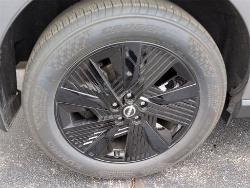 Used 2025 Nissan Murano SV image 21