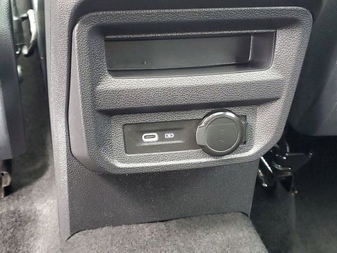 Used 2022 Volkswagen Tiguan SE R-Line AWD/4WD image 16