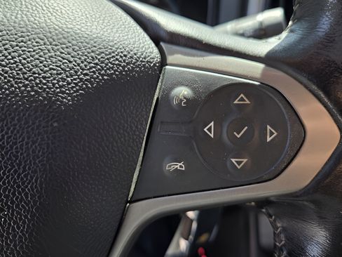 Used 2018 Chevrolet Colorado Z71 AWD/4WD image 25