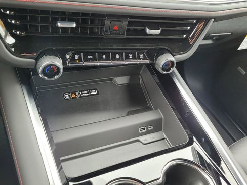 New 2026 Chevrolet Suburban RST w/ Advanced Technology Package image 22