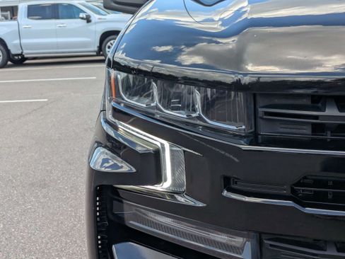 Used 2021 Chevrolet Silverado 1500 RST w/ Bed Protection Package AWD/4WD image 9
