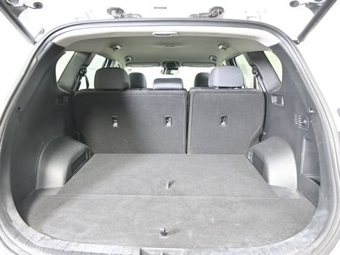 Used 2023 Hyundai Santa Fe SEL AWD/4WD image 16