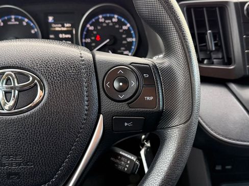 Used 2018 Toyota RAV4 LE w/ All Weather Liner Package image 7