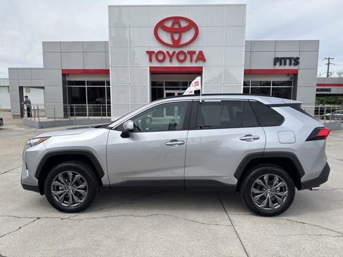 Used 2024 Toyota RAV4 XLE Premium w/ Weather Package image 8