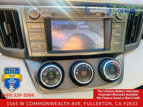 Used 2015 Toyota RAV4 LE FWD image 32