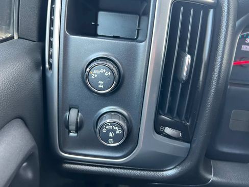 Used 2017 Chevrolet Silverado 1500 LT w/ All Star Edition AWD/4WD image 19