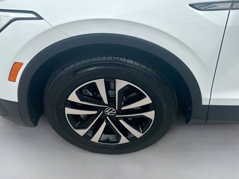 Used 2024 Volkswagen Tiguan S FWD image 36
