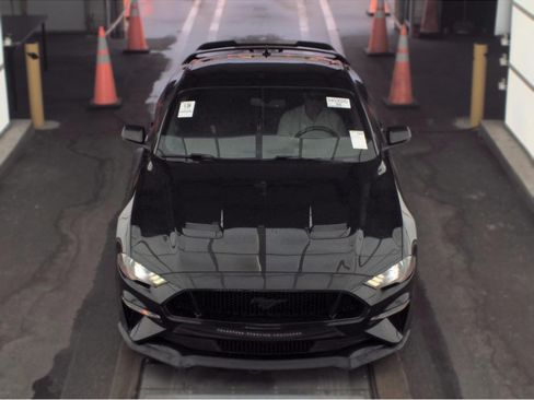 Used 2020 Ford Mustang GT Premium w/ GT Performance Package RWD image 2