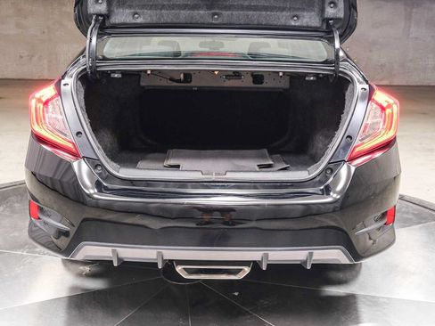Used 2019 Honda Civic Sport image 29