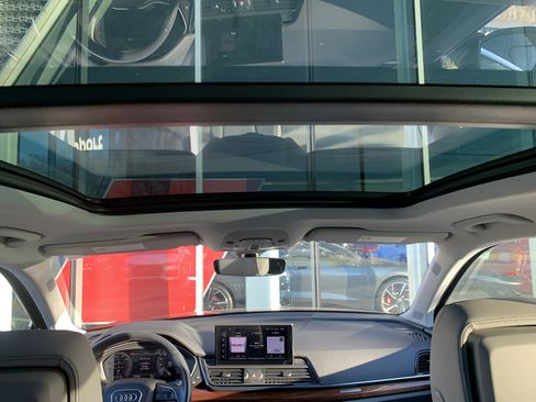 Certified 2022 Audi Q5 e Premium Plus w/ Premium Plus Package image 12