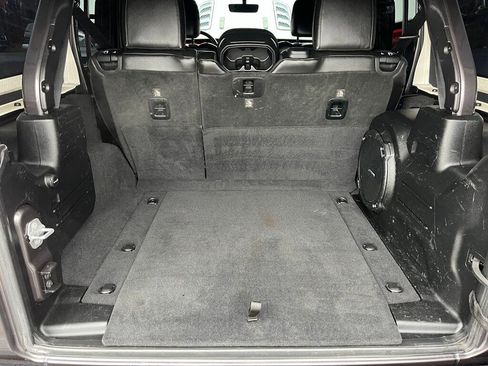 Used 2019 Jeep Wrangler Unlimited Rubicon image 55