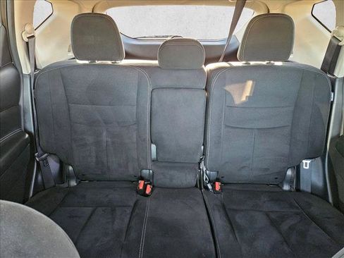 Used 2020 Nissan Murano SV image 17