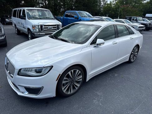 Used 2017 Lincoln MKZ Reserve FWD image 1