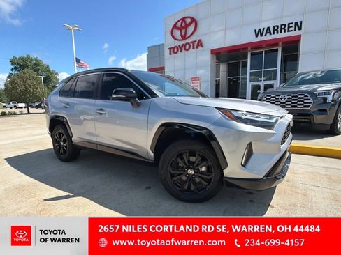 Used 2023 Toyota RAV4 XSE AWD/4WD image 1