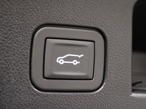 New 2026 GMC Terrain AT4 AWD/4WD image 14