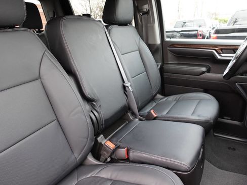 Used 2024 GMC Sierra 1500 Elevation image 34