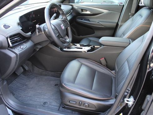 Used 2024 Buick Envista Avenir image 16