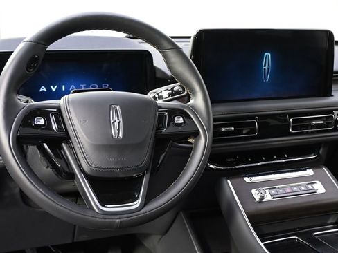 New 2026 Lincoln Aviator Reserve AWD/4WD image 12
