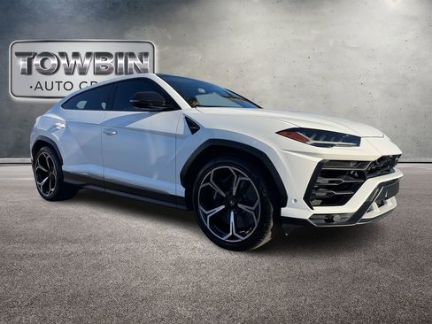 Used 2019 Lamborghini Urus Base image 2