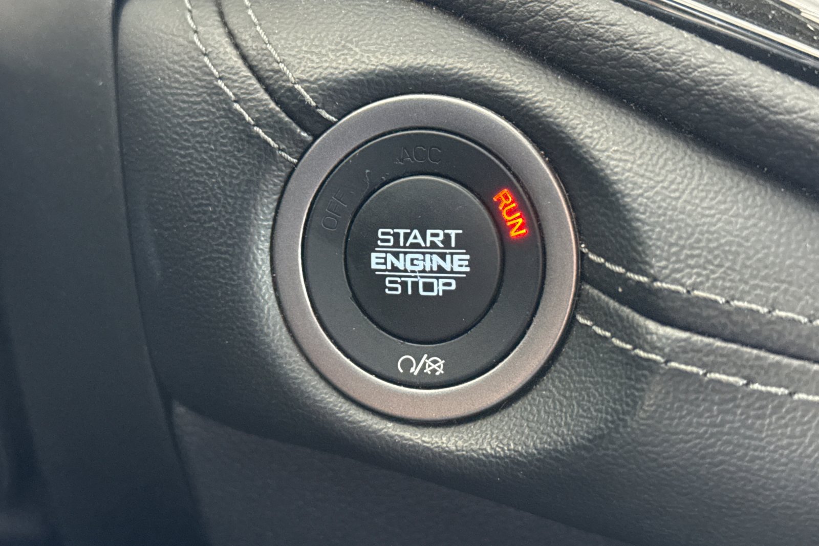 Used 2023 Dodge Durango SXT RWD image 32