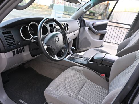Used 2008 Toyota 4Runner SR5 RWD image 11