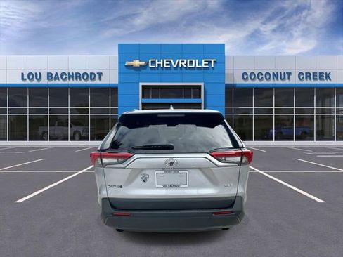 Used 2024 Toyota RAV4 XLE image 7