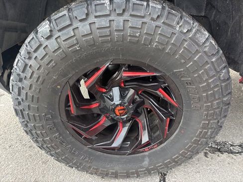 Used 2016 RAM 1500 Classic SLT image 16