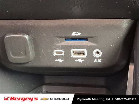 Certified 2022 Chevrolet TrailBlazer RS w/ Technology Package image 25