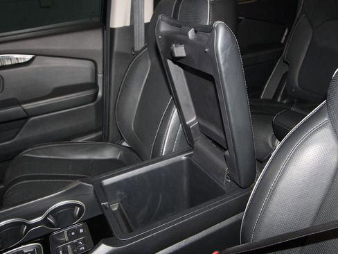 Used 2024 Honda Pilot Elite image 23