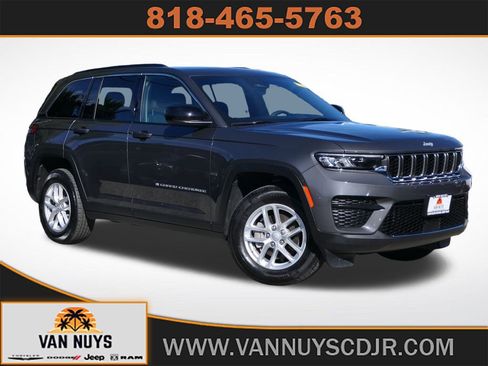 Used 2025 Jeep Grand Cherokee Laredo X w/ Luxury Tech Group I image 1
