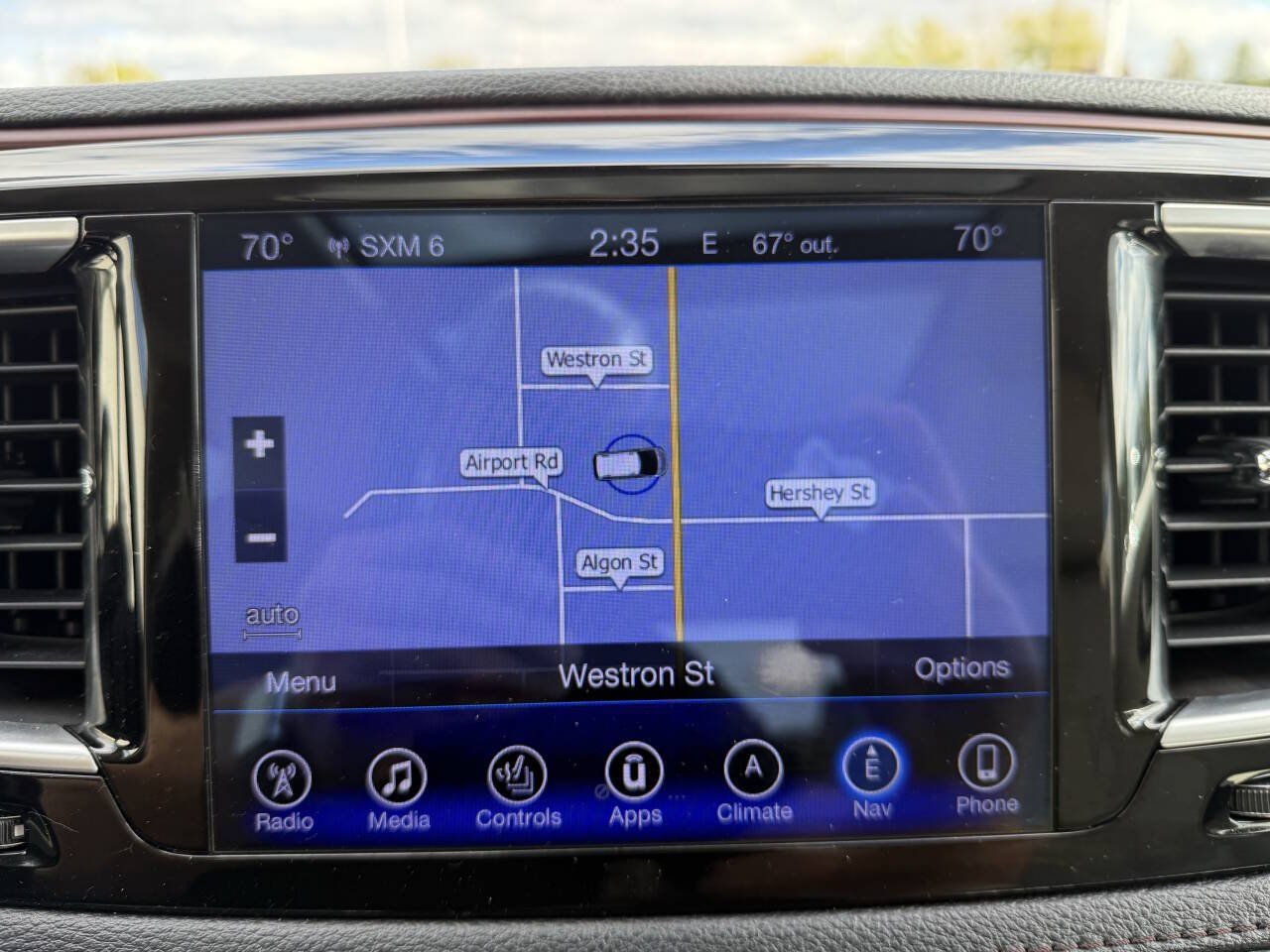Used 2017 Chrysler Pacifica Limited w/ UConnect Theater Package FWD image 21