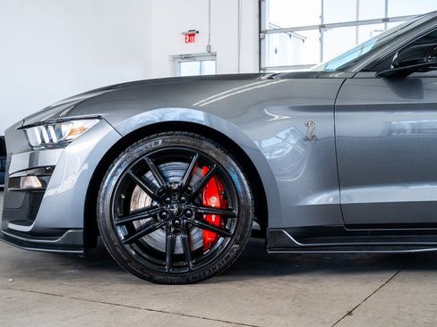 Used 2021 Ford Mustang Shelby GT500 w/ Technology Package image 9