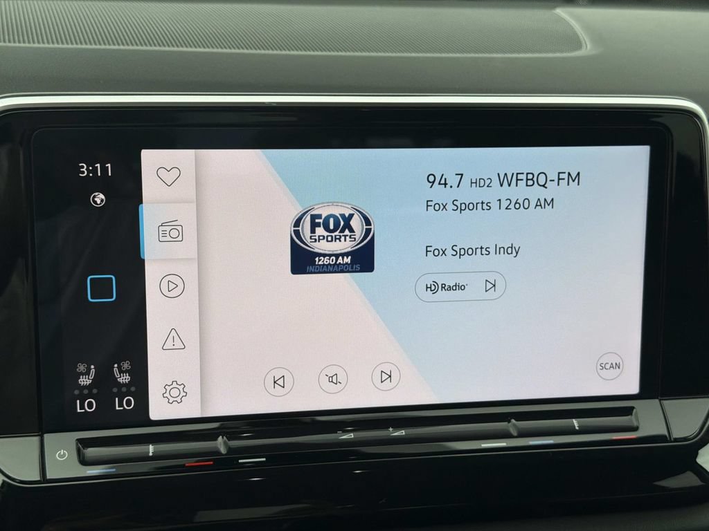 Used 2025 Volkswagen Atlas SE FWD image 18