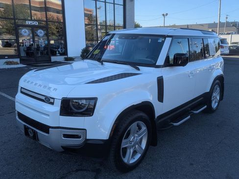 Used 2020 Land Rover Defender 110 HSE AWD/4WD image 2