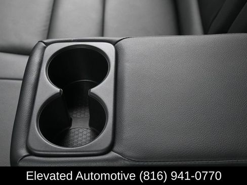 Used 2025 Nissan Rogue SL FWD image 24