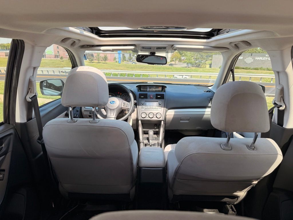 Used 2015 Subaru Forester 2.5i Premium w/ Popular Package #1 AWD/4WD image 4
