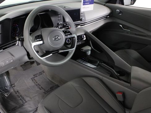 Certified 2023 Hyundai Elantra SEL FWD image 19
