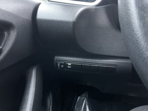 Used 2023 Toyota Corolla LE image 35