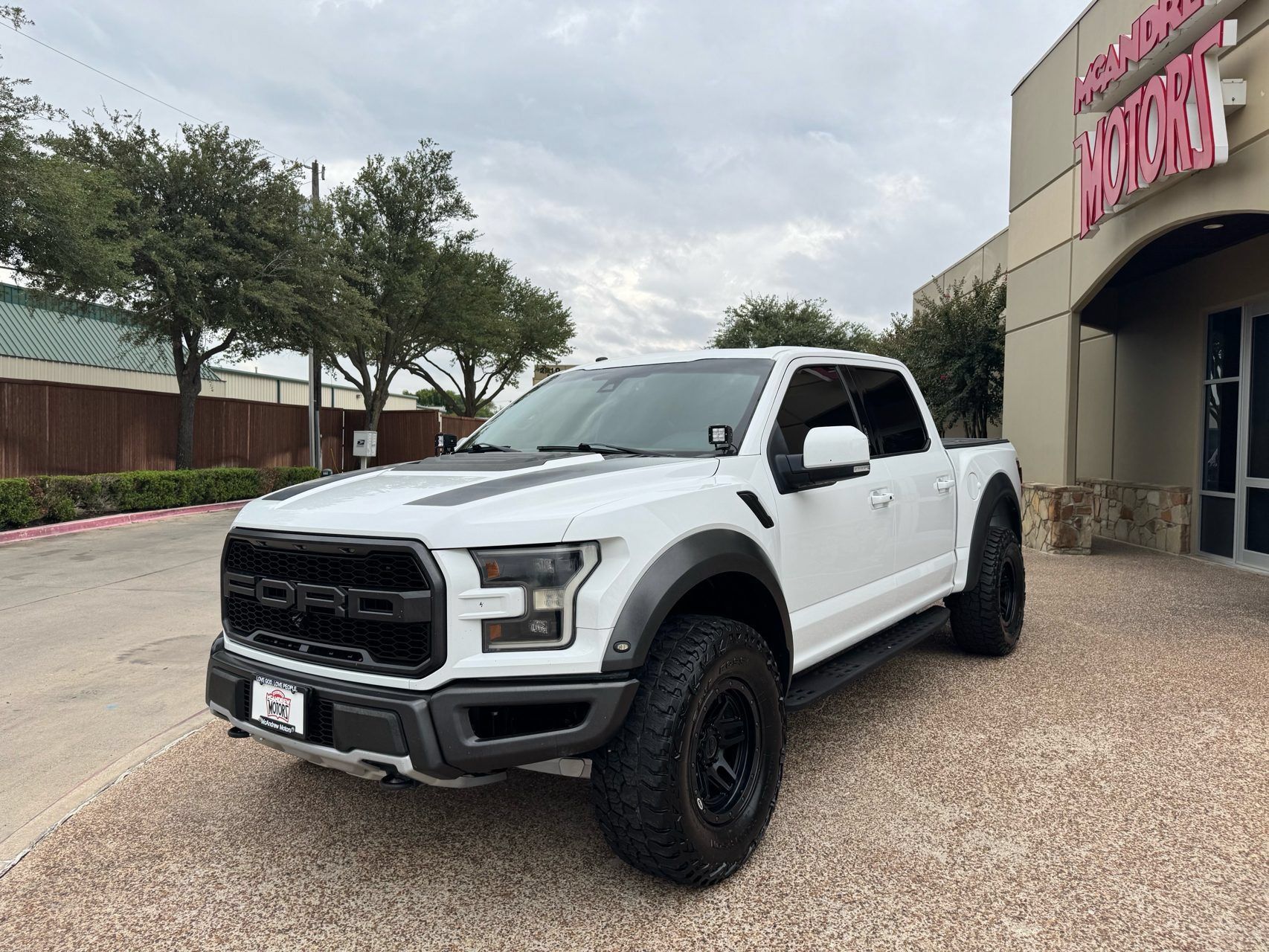 Used 2018 Ford F150 Raptor w/ Equipment Group 802A Luxury AWD/4WD image 5