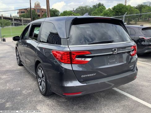 Used 2024 Honda Odyssey Touring image 5