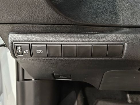 Used 2024 Toyota Corolla SE image 24