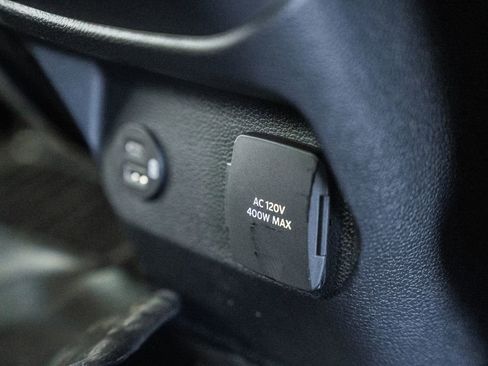 Used 2025 Ford Ranger Raptor AWD/4WD image 38