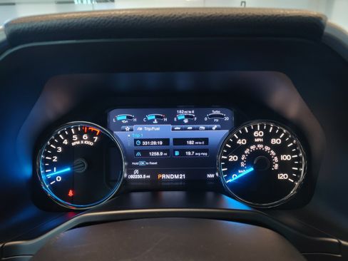 Used 2016 Ford F150 Lariat w/ Equipment Group 501A Mid AWD/4WD image 21