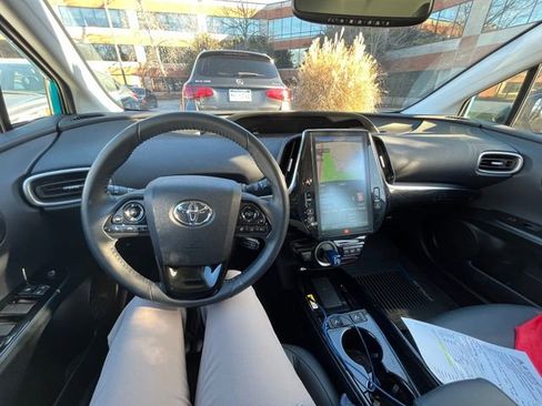 Used 2021 Toyota Prius Prime Limited image 11