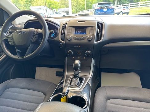 Used 2016 Ford Edge SE image 24