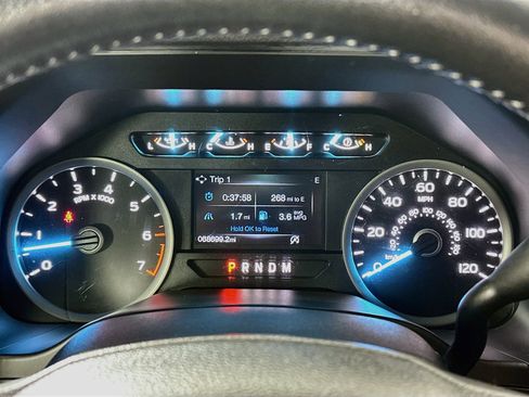 Used 2019 Ford F150 XLT w/ Equipment Group 302A Luxury AWD/4WD image 12