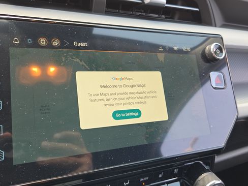 New 2027 Chevrolet Bolt RS w/ LPO, All-Weather Package FWD image 18